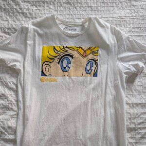 Sailor Moon Eyes tshirrt Unisex XL
